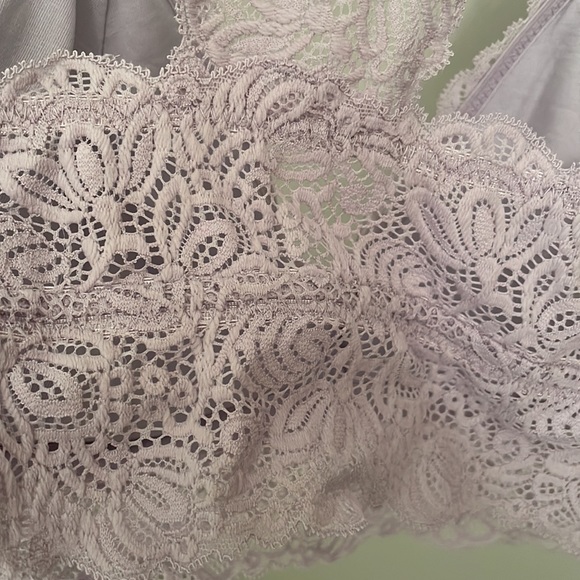 Lace razorback bralette - Picture 3 of 7